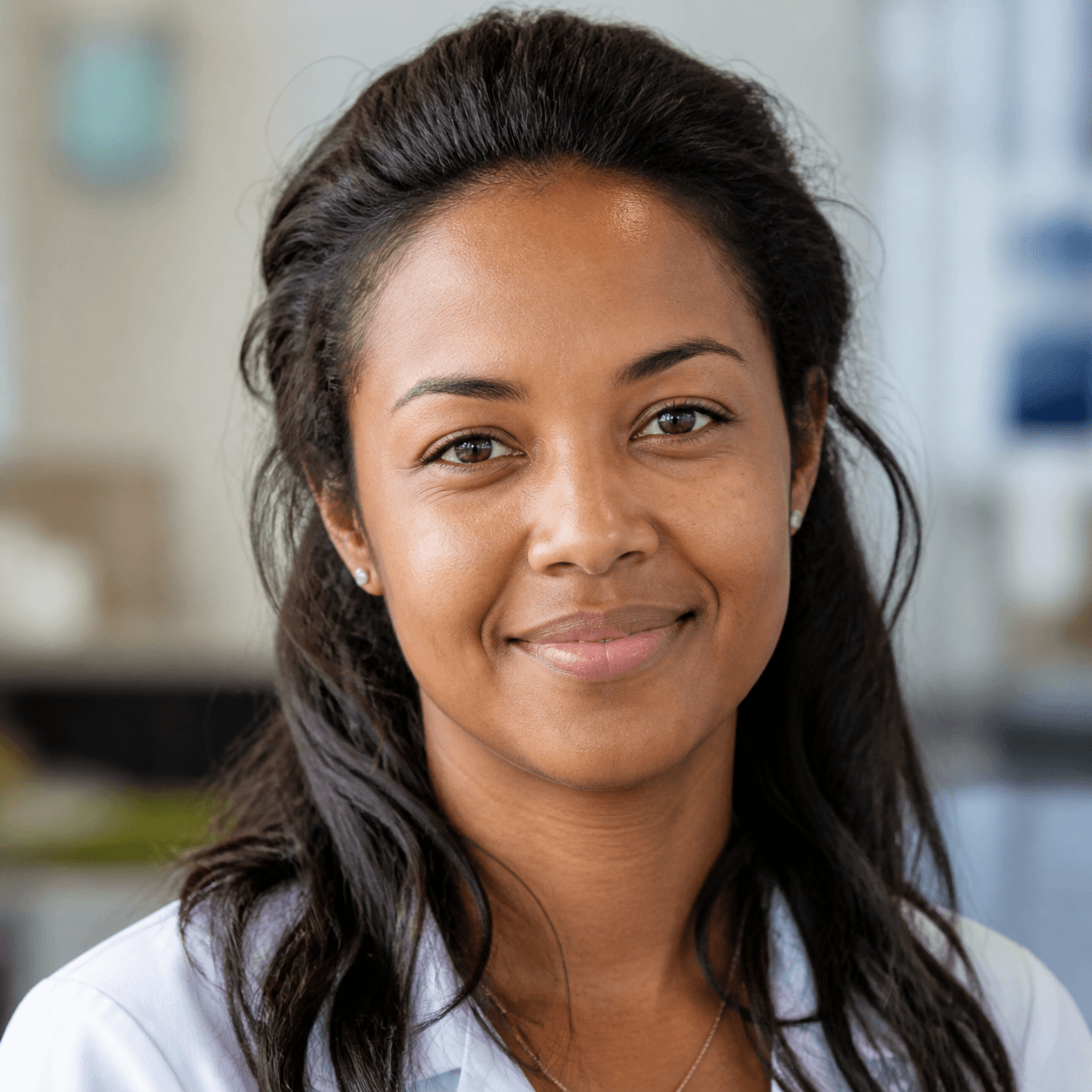 Patiente accompagnée par son médecin